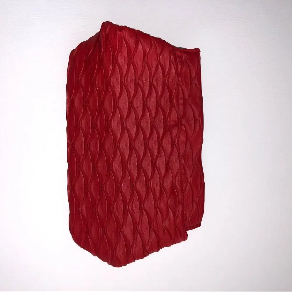 Red Scallop Textured Zippered Cosmetic Makeup Organizer Bag RevitaLash